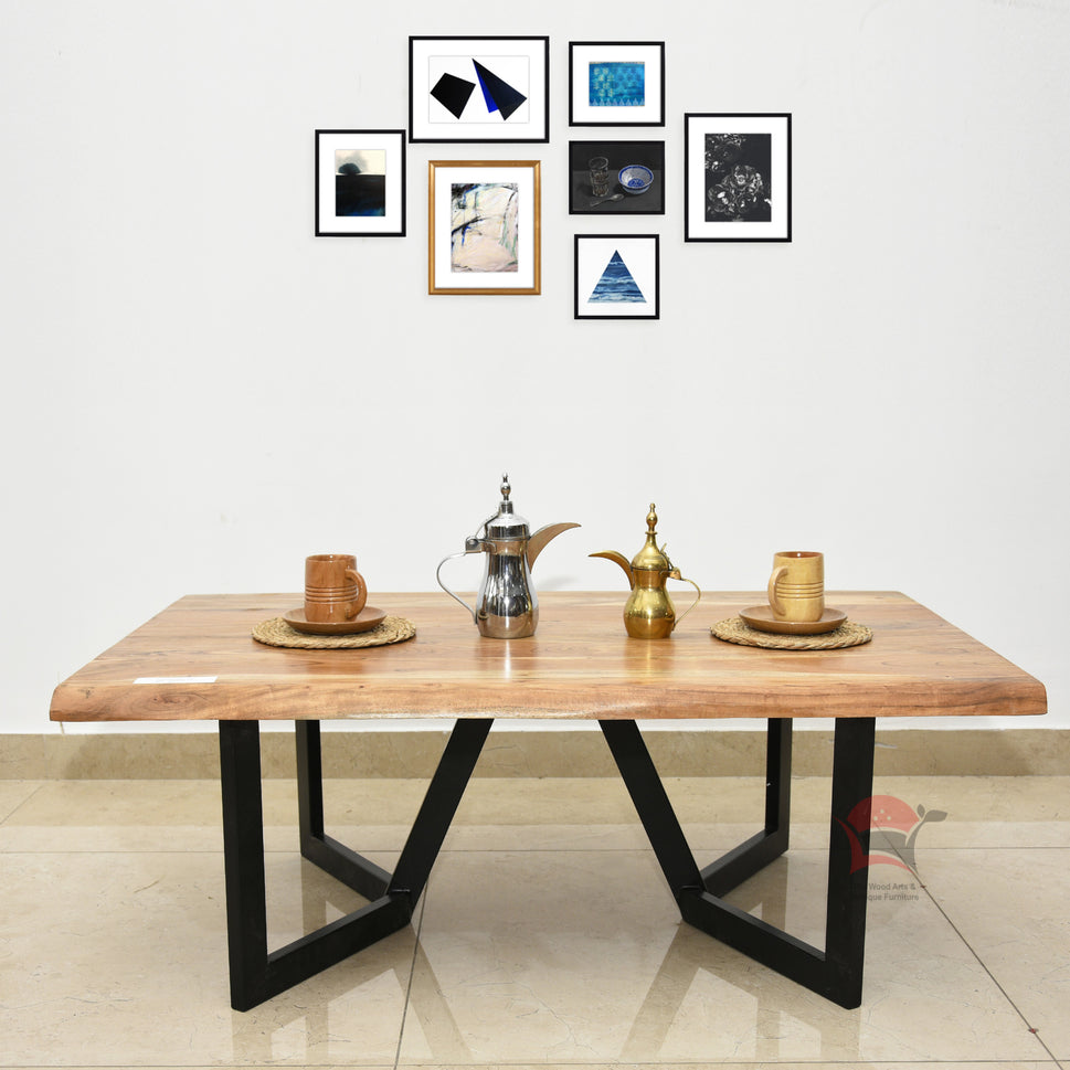 Coffee table and side table 15