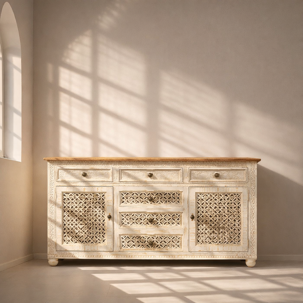 خزانة جانبية من خشب الشيشام مع منحوتة يدوياً 