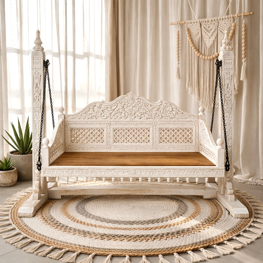 أرجوحة تقليدية مصنوعة يدوياً من الخشب الصلب | دبي