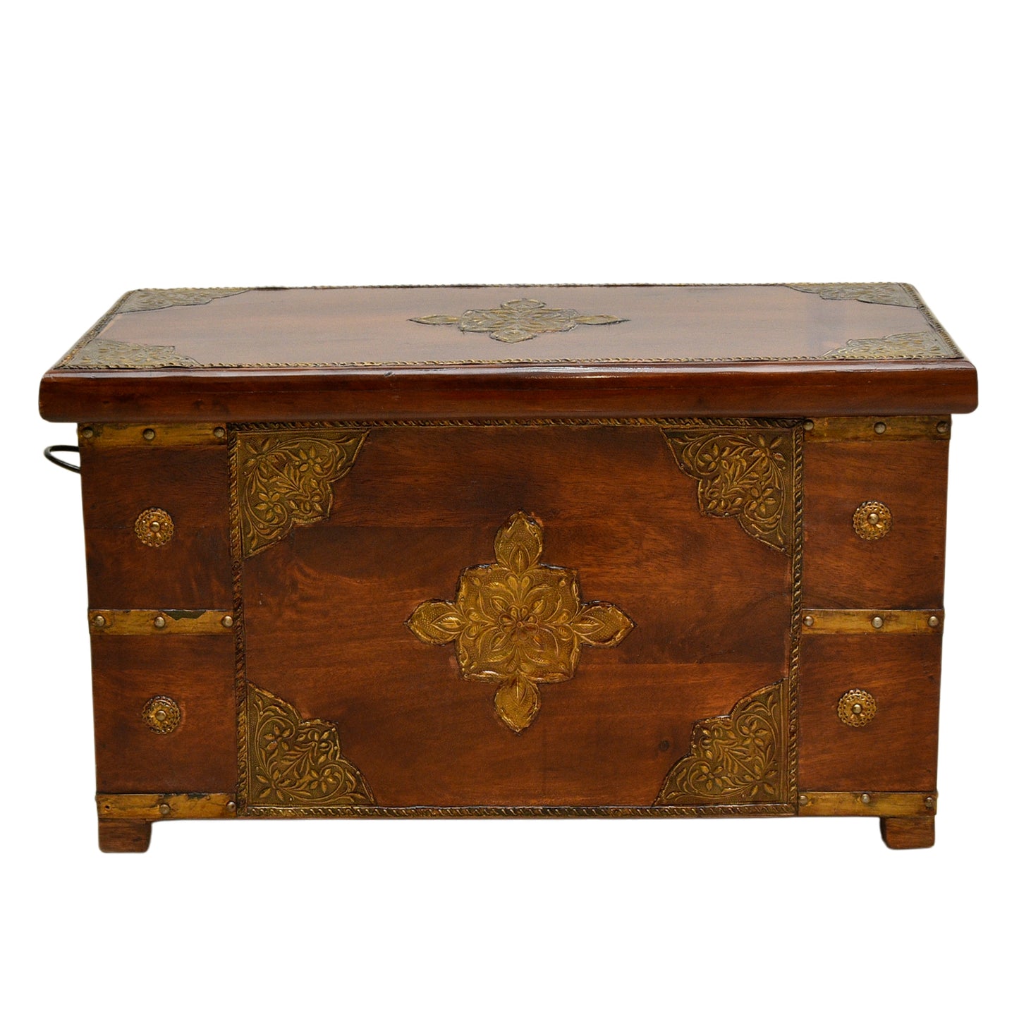 Luxury storage trunk Abu Dhabi
Decorative vintage storage chest bahrain
Brass work storage trunk Doha