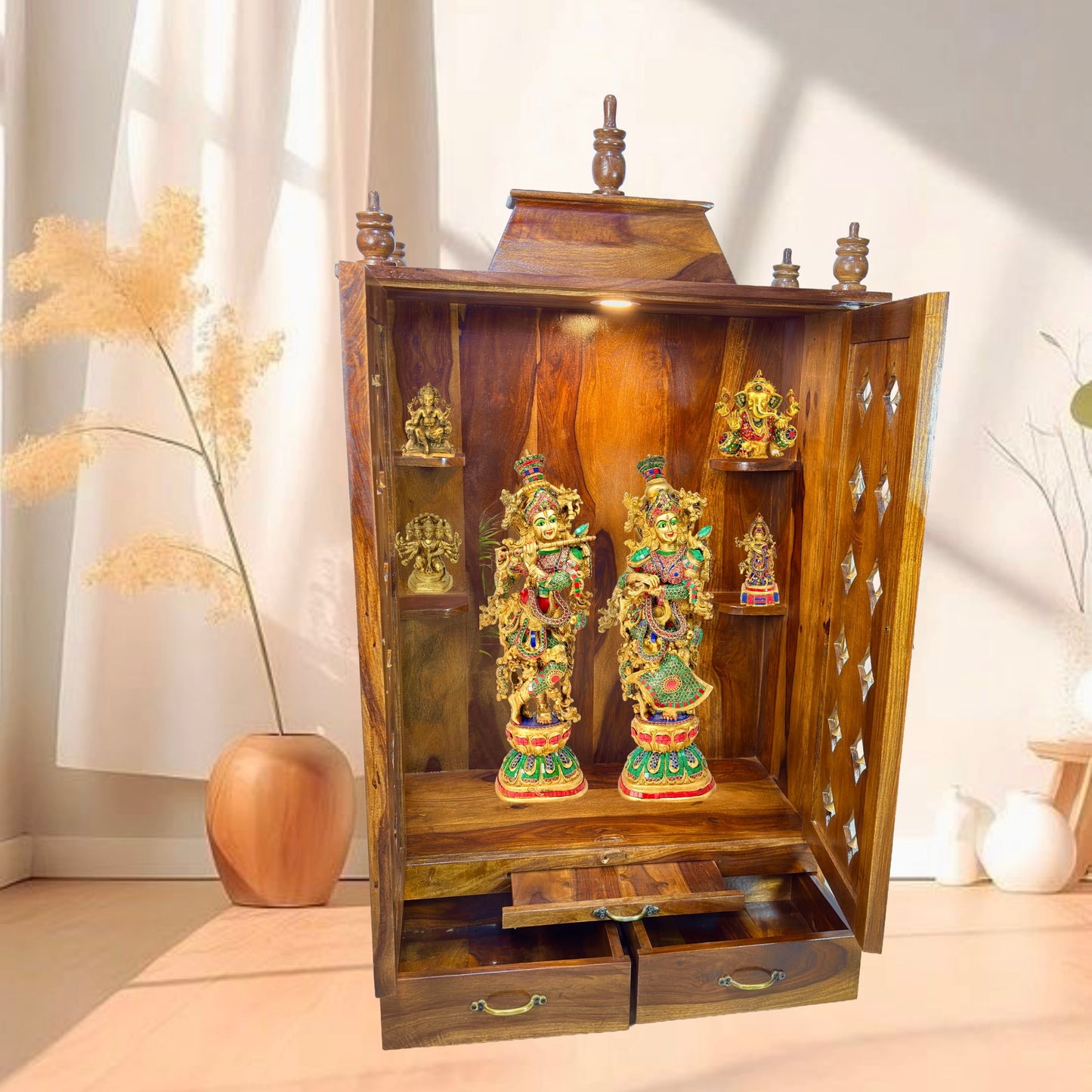 Wooden Antique Furniture UAE
Vintage Furniture Dubai