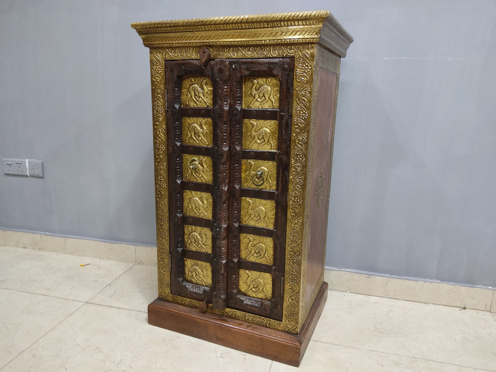 Book shelf and glass cabinet 39
