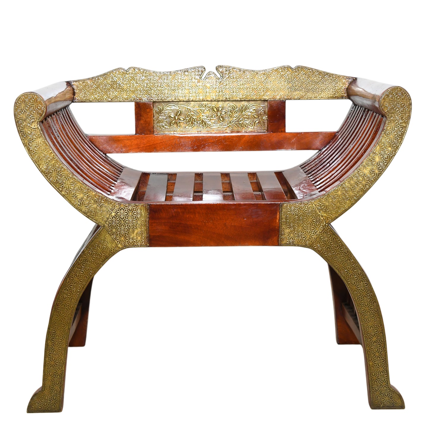 Decorative handicrafted wooden bench Dubai
Antique style bench Oman
Handcrafted rosewood bench Doha Qatar