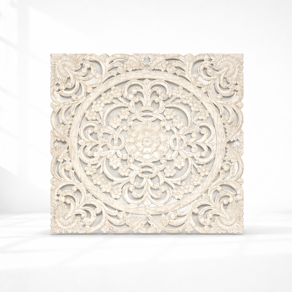 خزانة جانبية من خشب الشيشام مع منحوتة يدوياً 