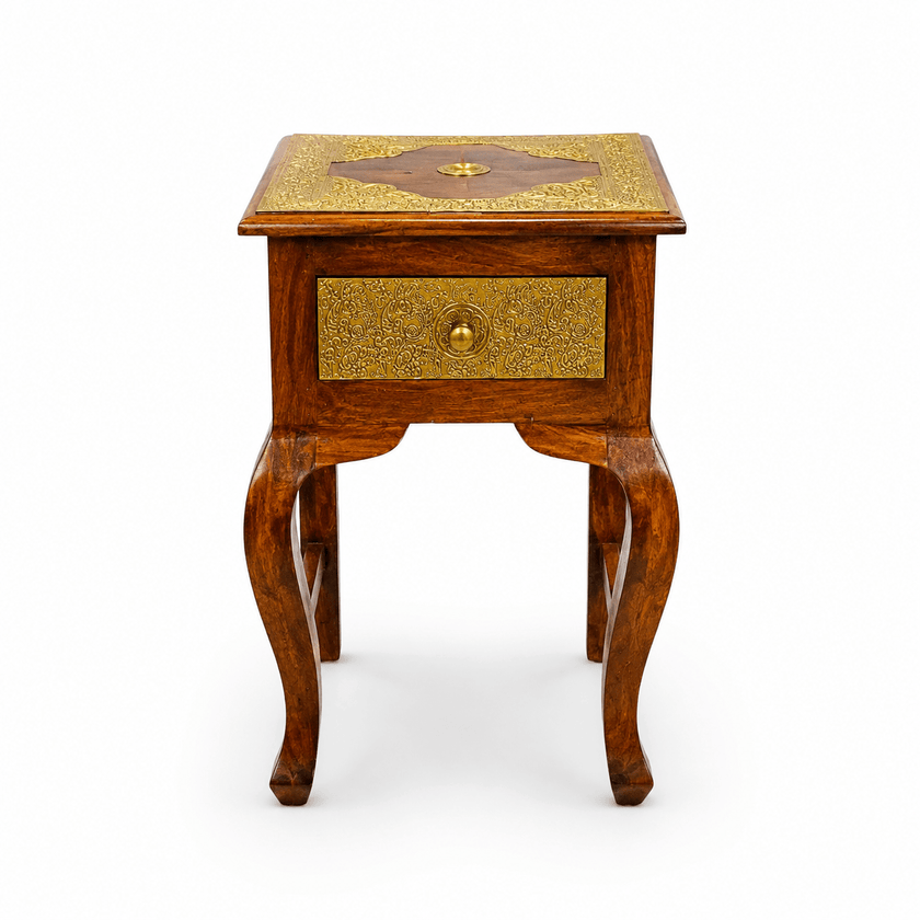 Solid mango wood display table,Brass fitted hand made coffee table,Squire hand made accent table UAE,Solid wood side table Dubai,