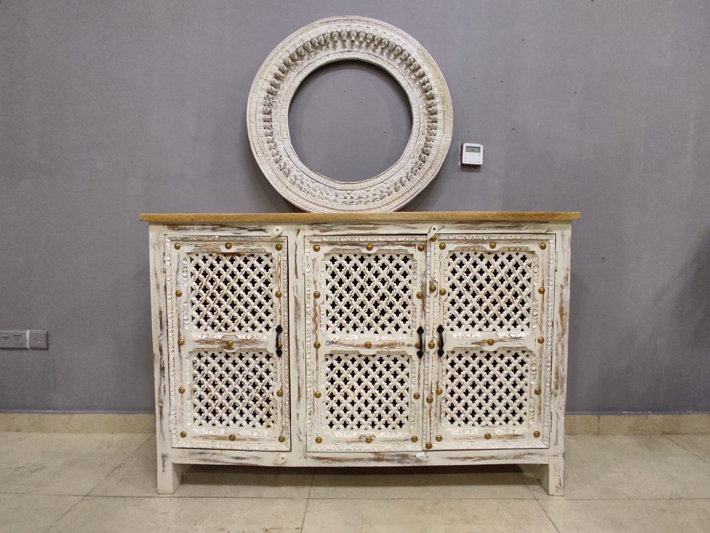 Sideboard and Buffet table 39